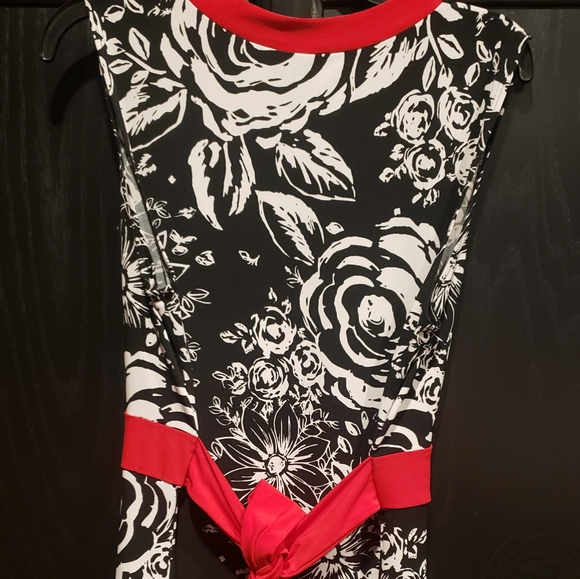 Top - Picture 3 of 5